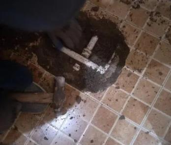 阿拉善盟卫生间漏水维修公司为您分享下卫生间渗水如何处理及注意事项